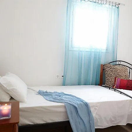 Apartman Loucas And Emma Family
